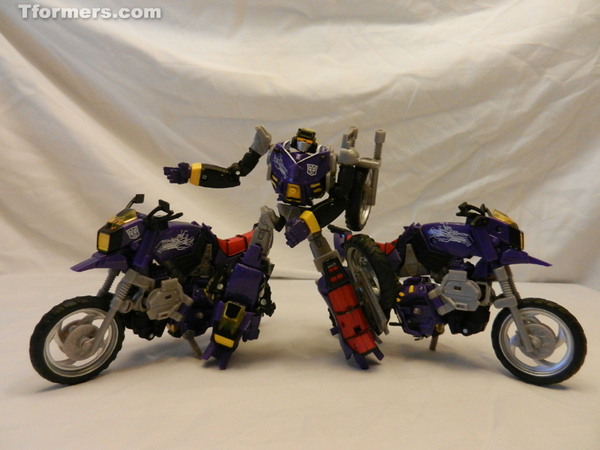 Botcon 2012 Convention Exclusives Junkion Scrap Iron  (21 of 30)